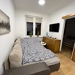 Apartmentsbymatyrafa-i *