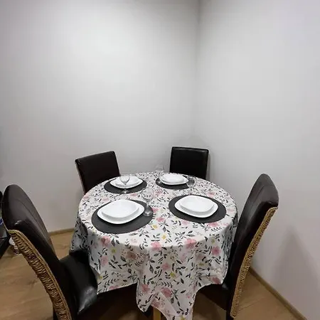 Apartmentsbymatyrafa-i